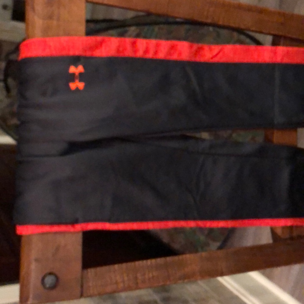 Boys Under Armour, Size 5 pants